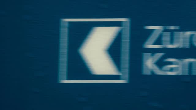 RUN ZÜRI 🏃‍♂️🏁 @zuerich_marathon
Pure energy. ⚡

Captured and crafted by our production team – turning real moments into raw emotion.

Client: @zkb_zuerilauf_cup  @zkb.ch 
Agency: @_wearepepper 
——

🎬🎥
Creative Producer: Ian Tila
D.O.P: @nevzfilms
Postproduction: @story_of_wesky

💯